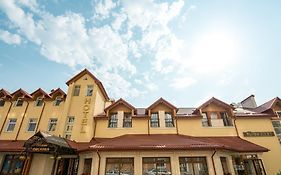 Готель-Ресторан Писанка